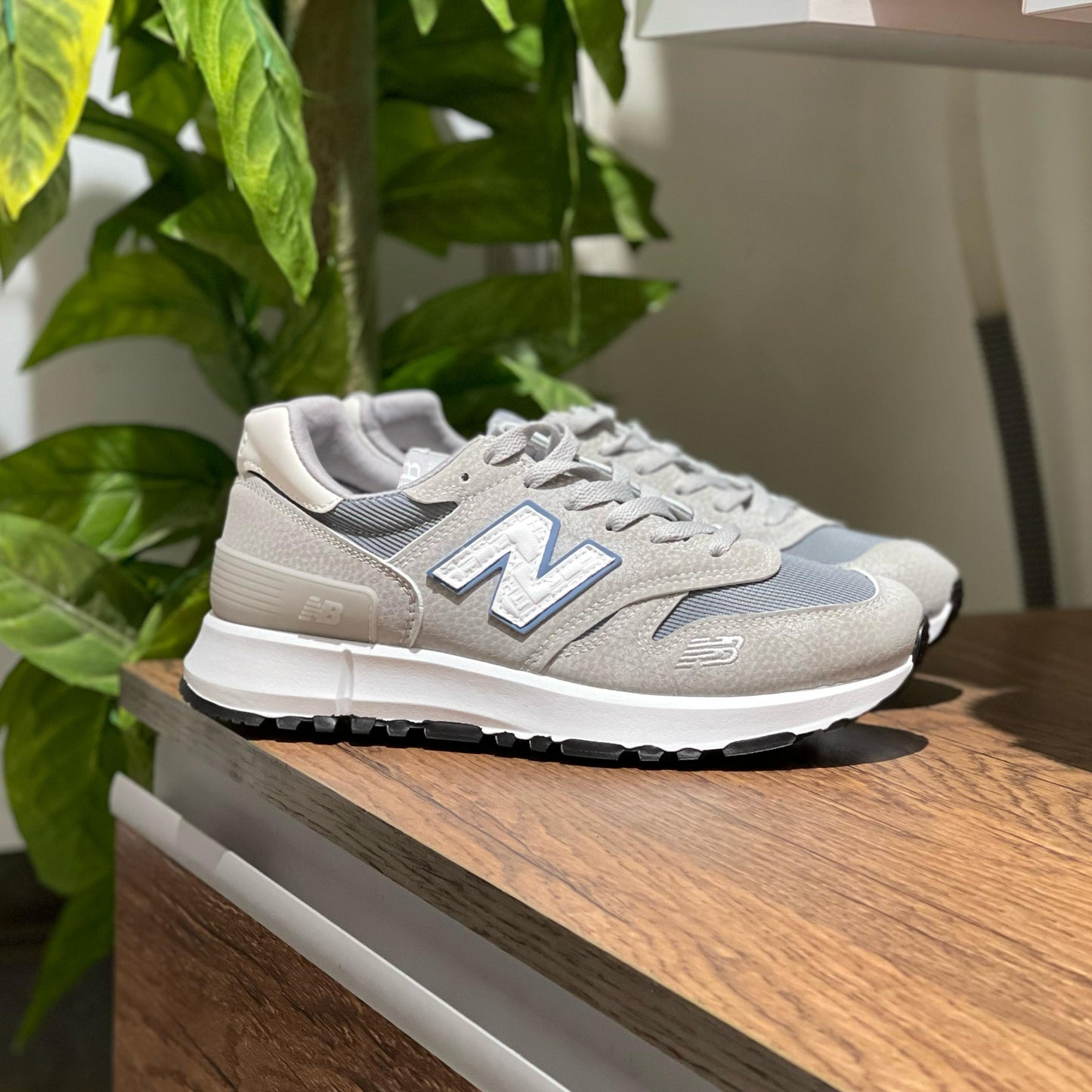 New Balance 520 Grey