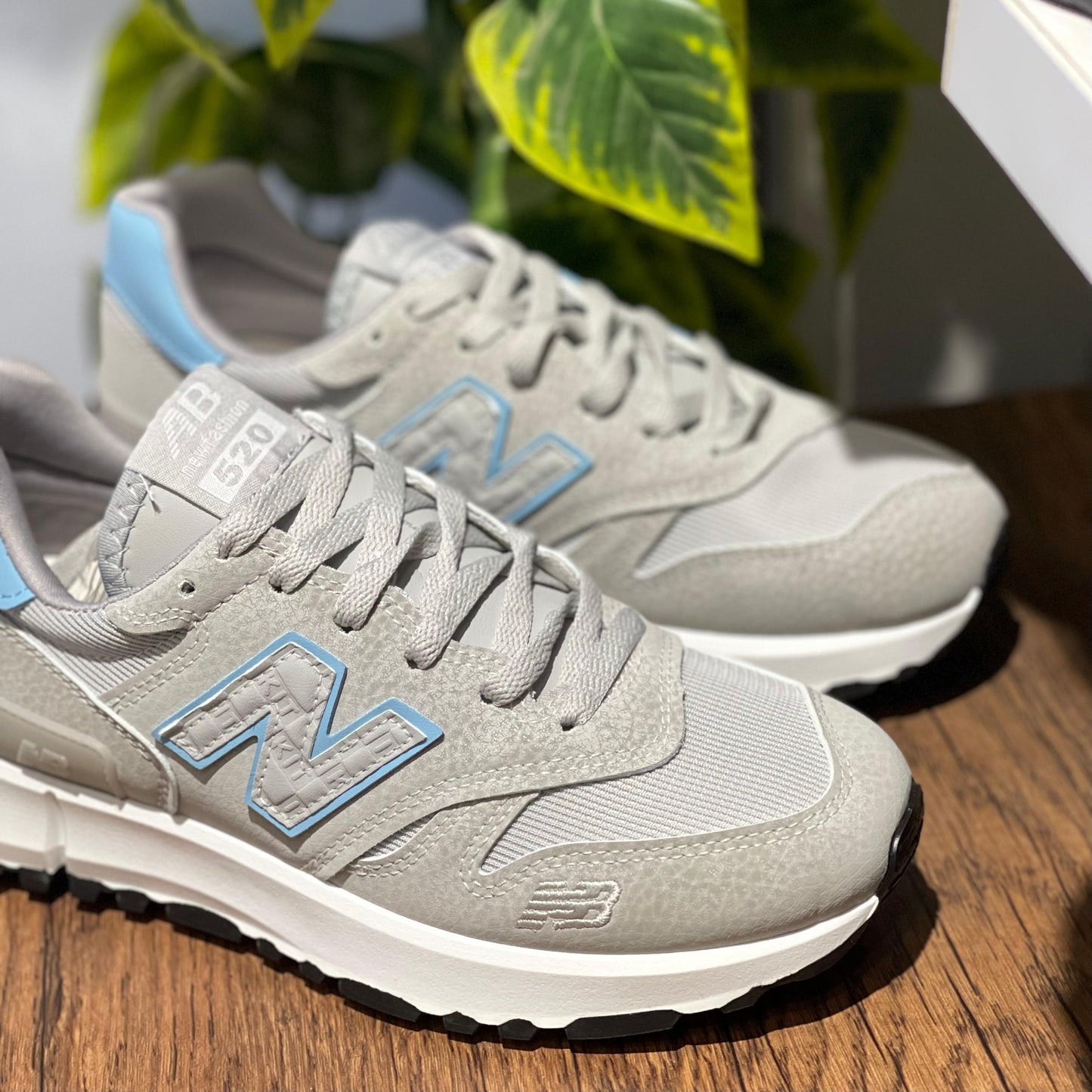 New Balance 520 Grey2