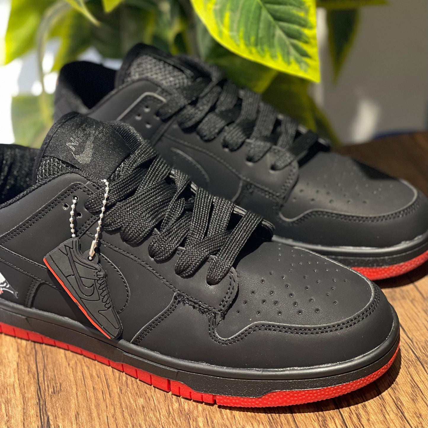 NIKE SB BLACK "With Box"