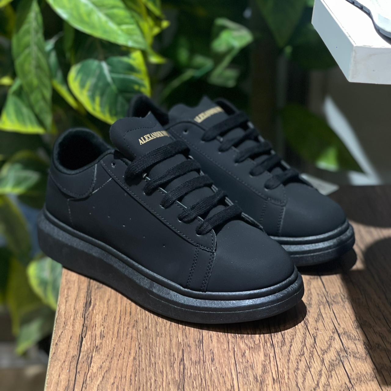 Alexander McQueen Black