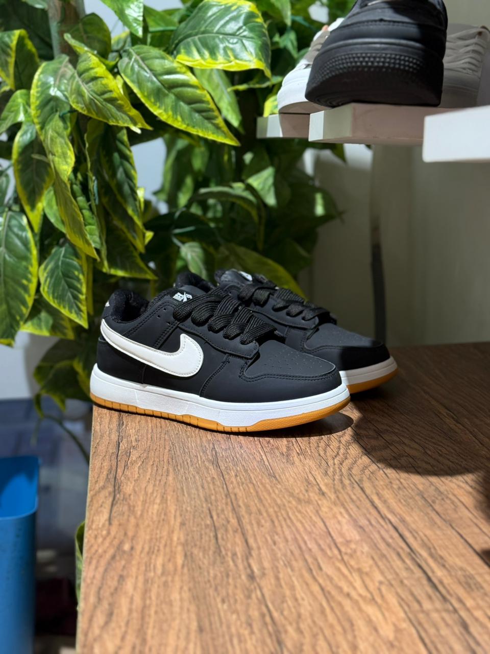 NikeSB Black2