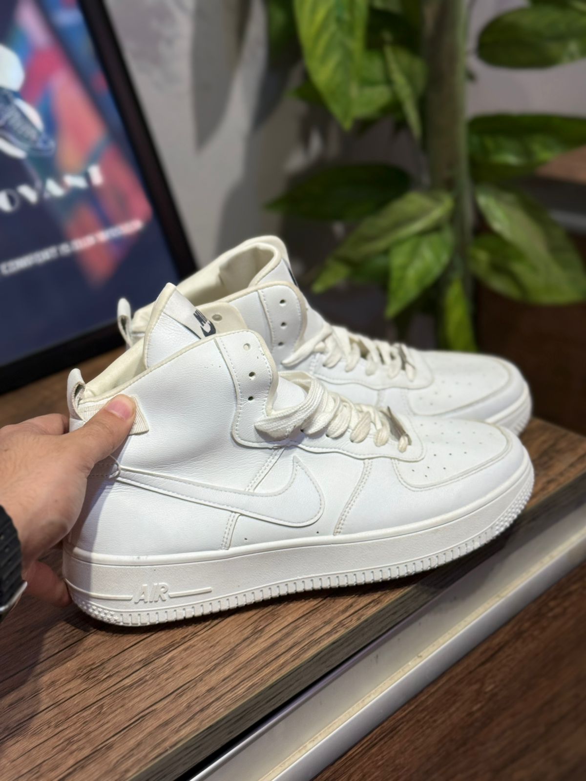 Air Jordan 1 White V2