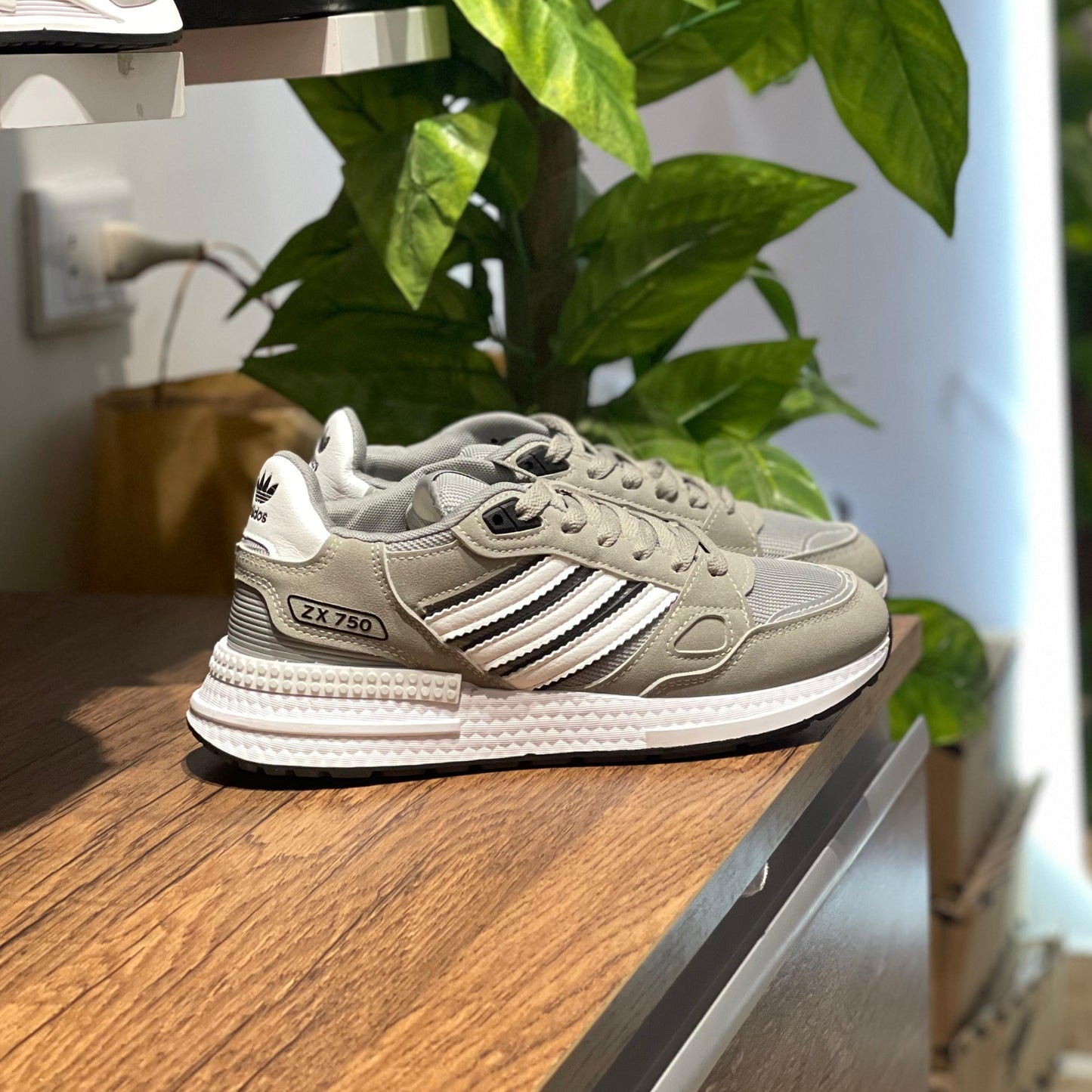 Adidas ZX 750 Grey