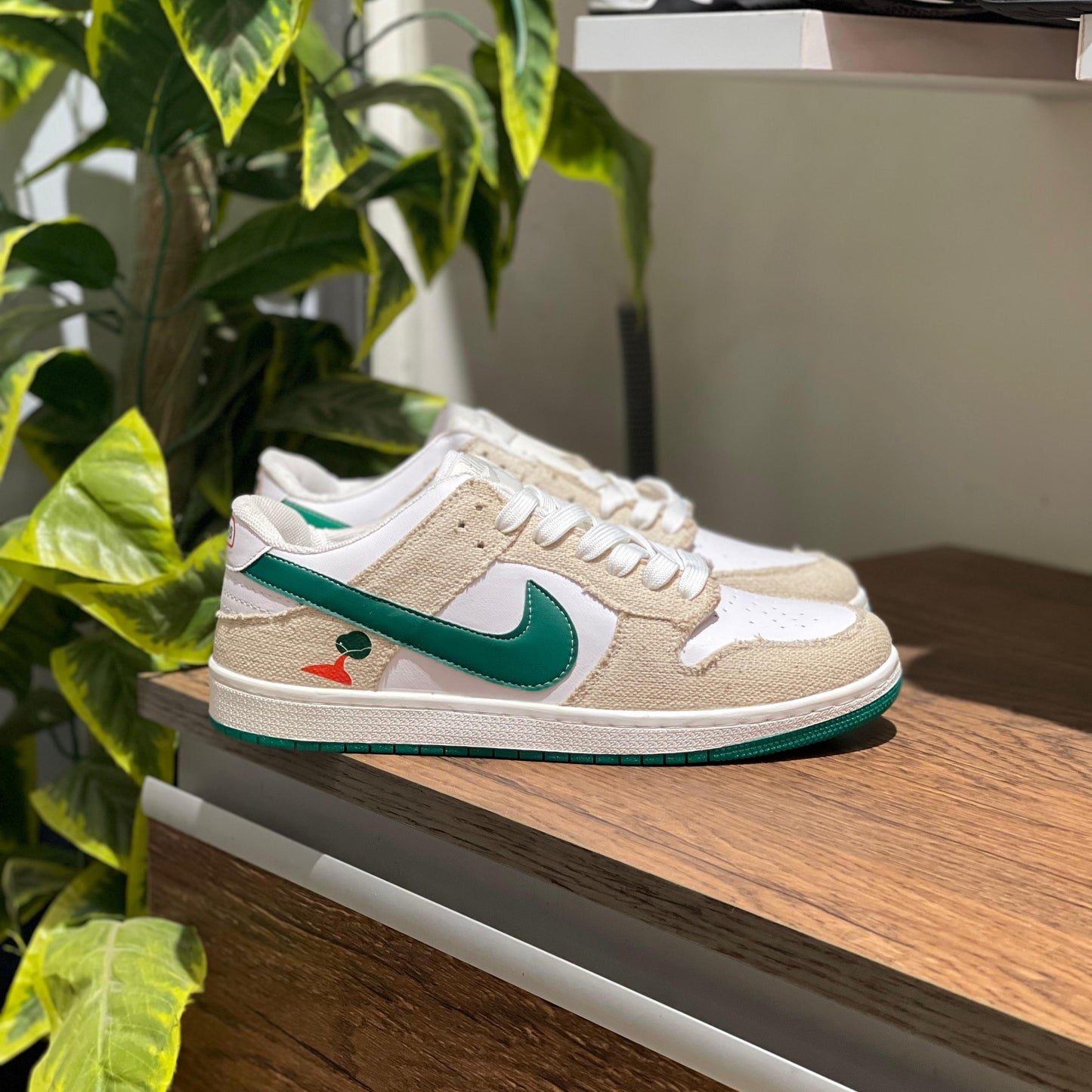 NIKE SB Low Jarritos