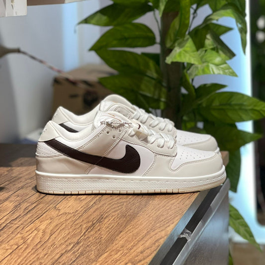 NIKE SB ( HIGH QUALITY )