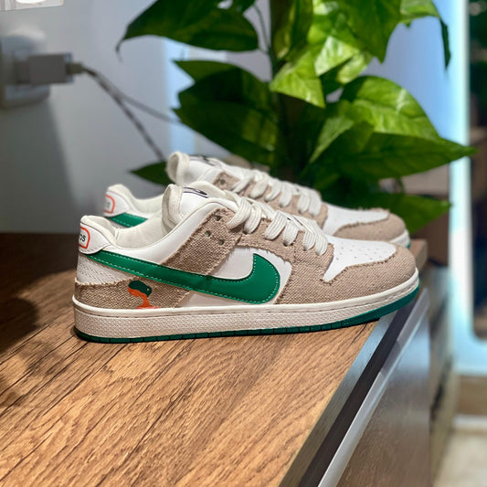 NIKE SB Low Jarritos