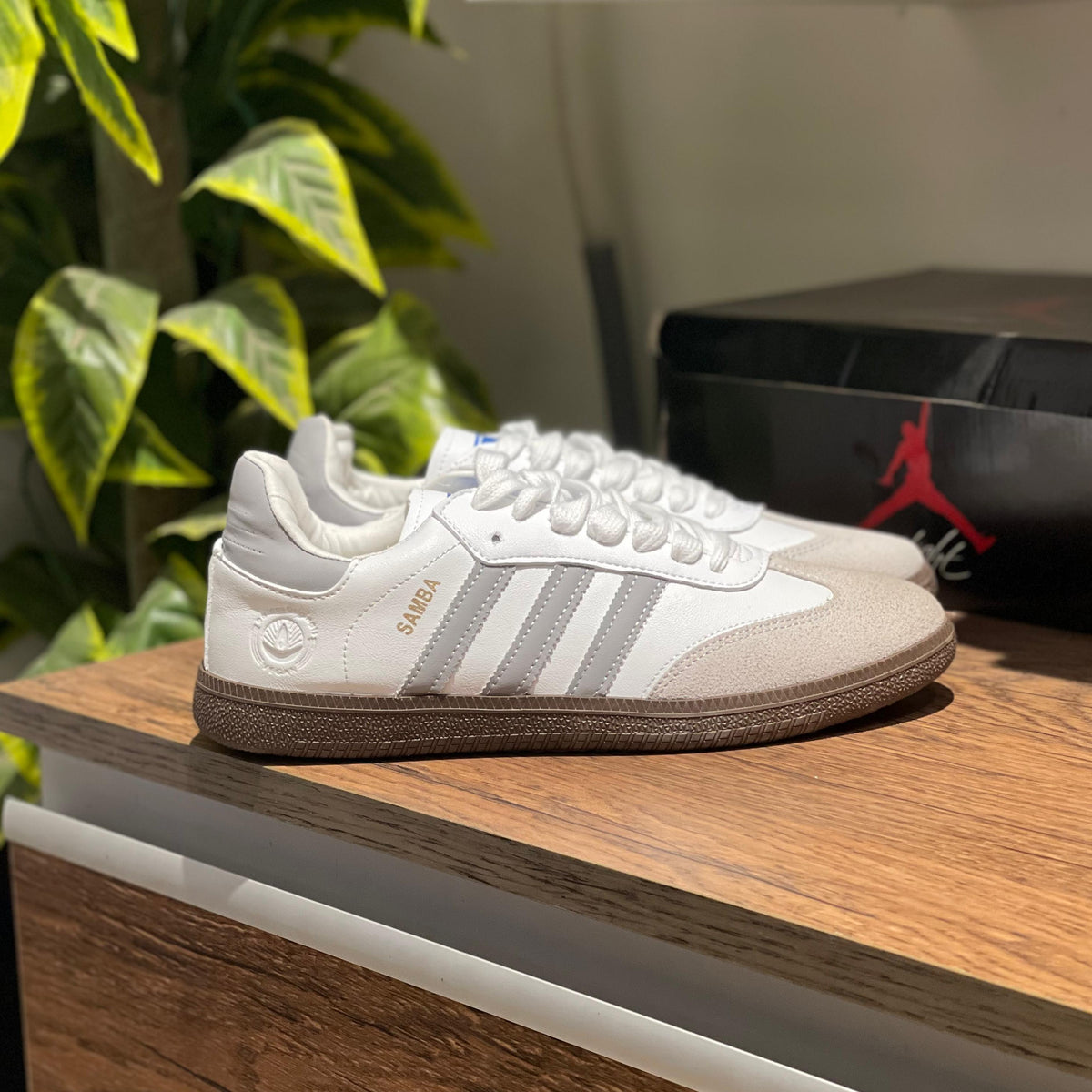 Samba G Adidas Samba G&W – Bovant