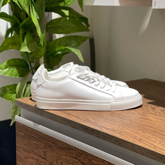 Zara Sneaker 1
