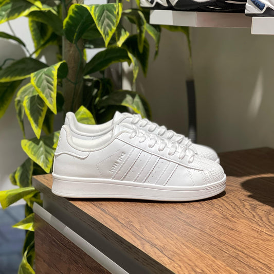 Superstar White
