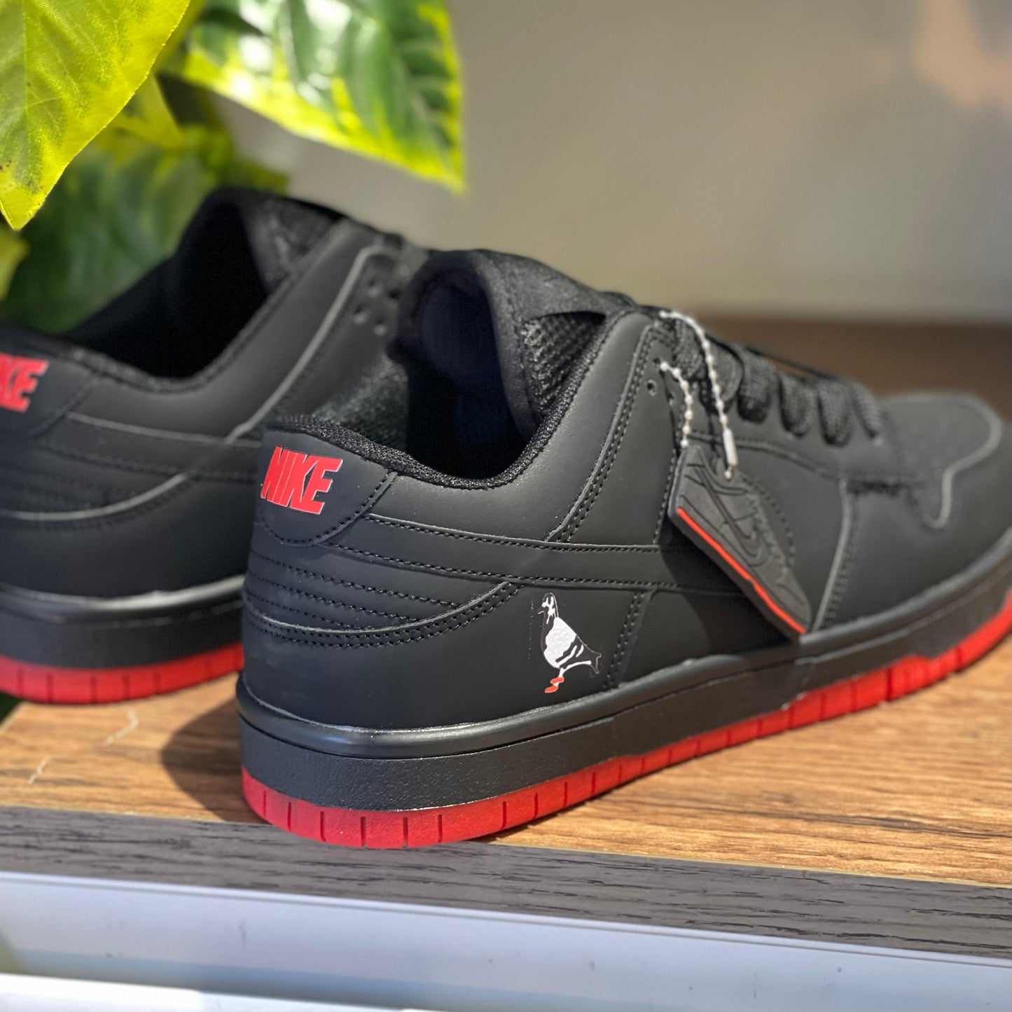 NIKE SB BLACK "With Box"
