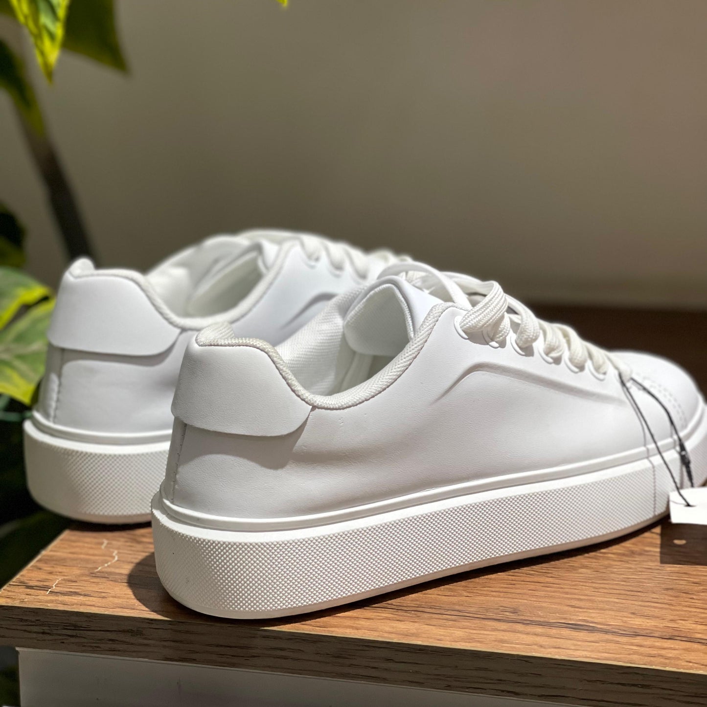 Zara Sneaker 3