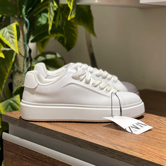 Zara Sneaker 3