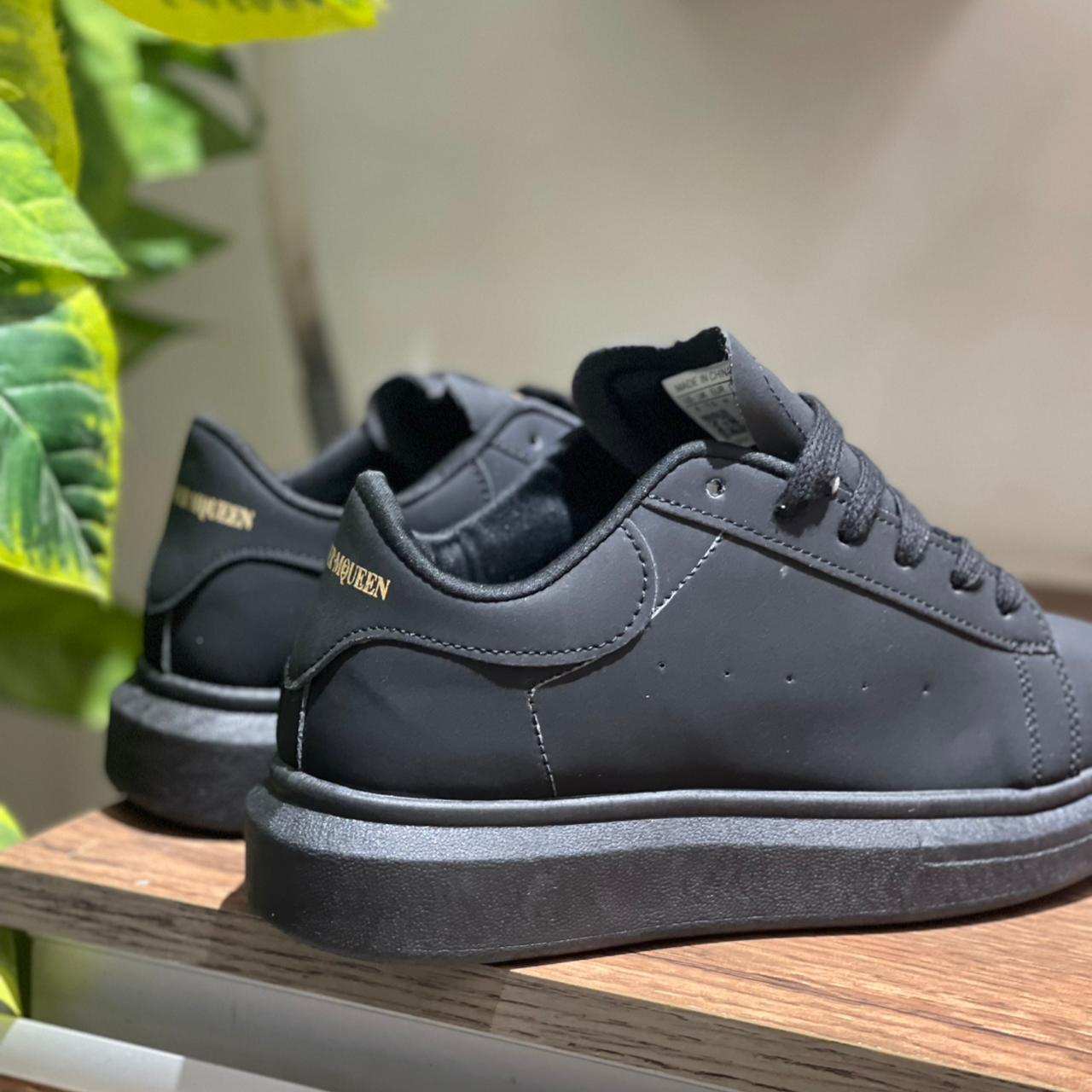 Alexander McQueen Black