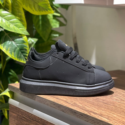 Alexander McQueen Black