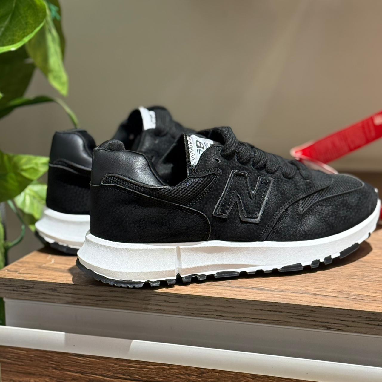 New Balance Black