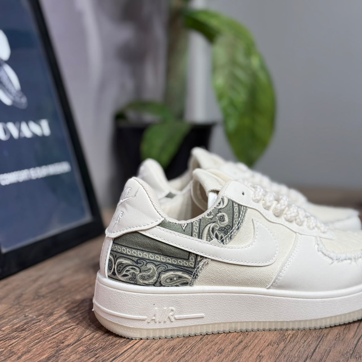 Nike Airforce Army Biege