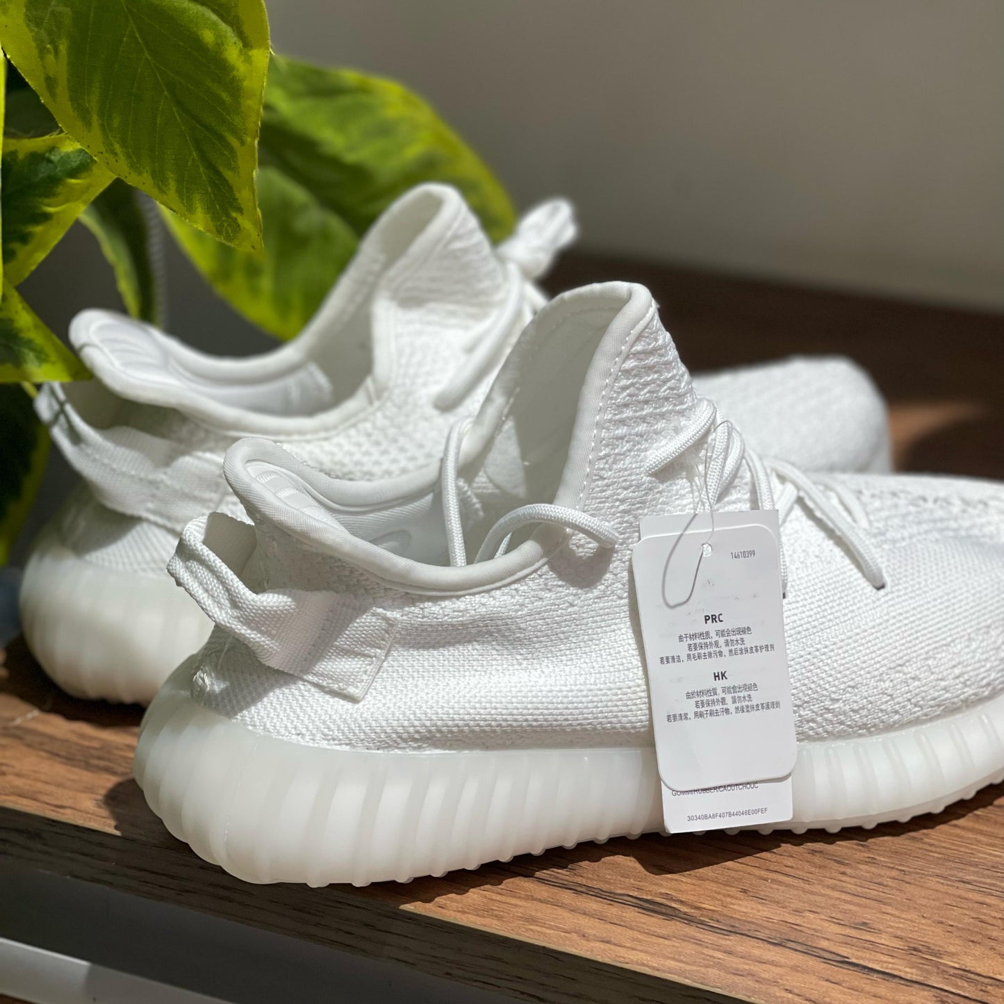 Yeezy 350 White ( Mirror Original )