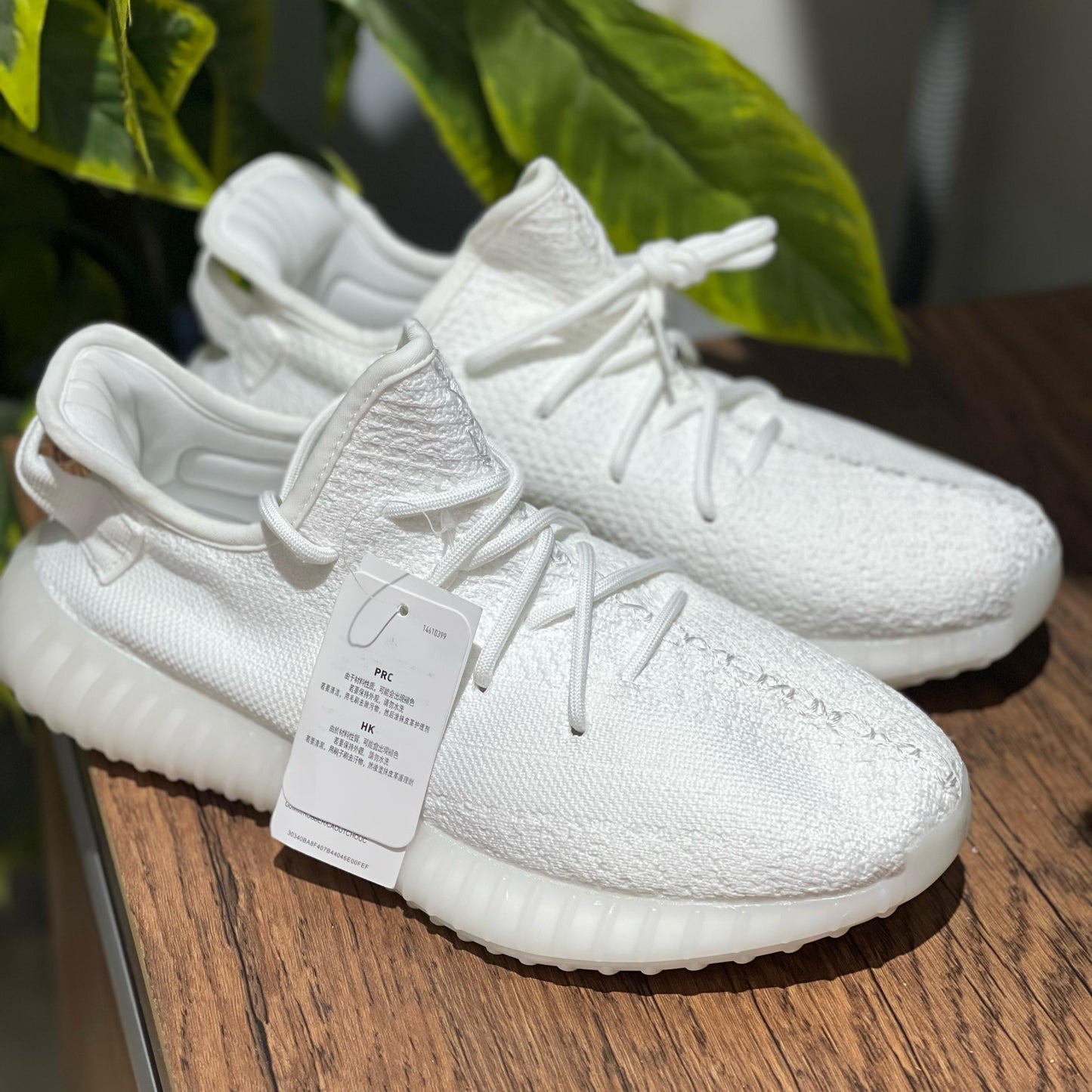 Yeezy 350 White ( Mirror Original )