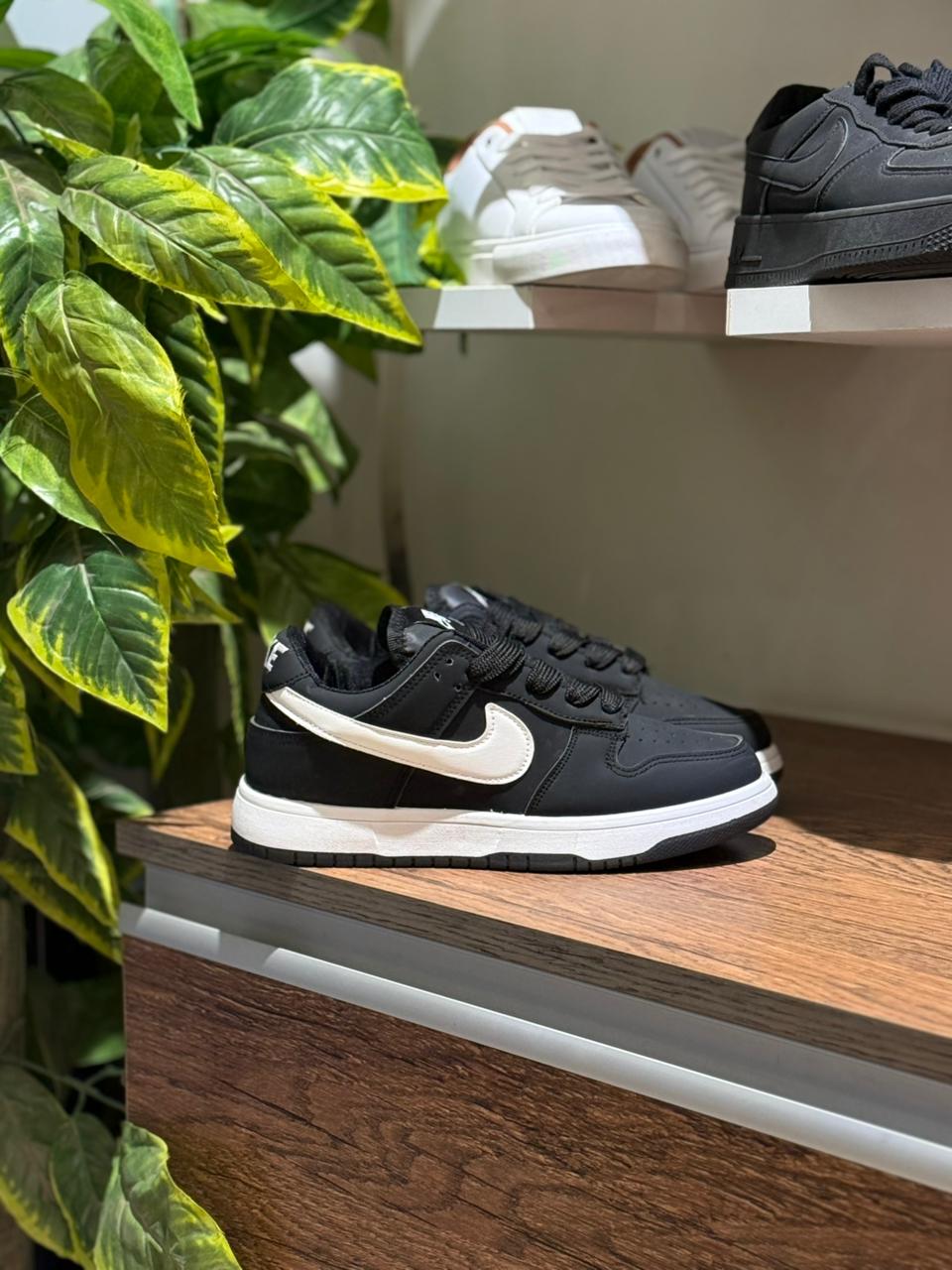 NikeSB Black 1