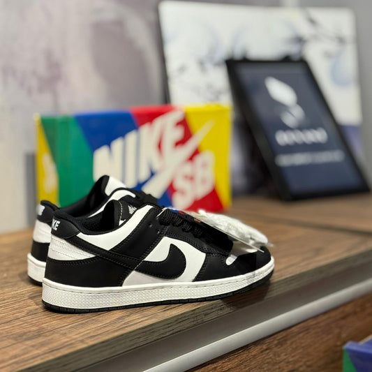 Nike SB PANDA